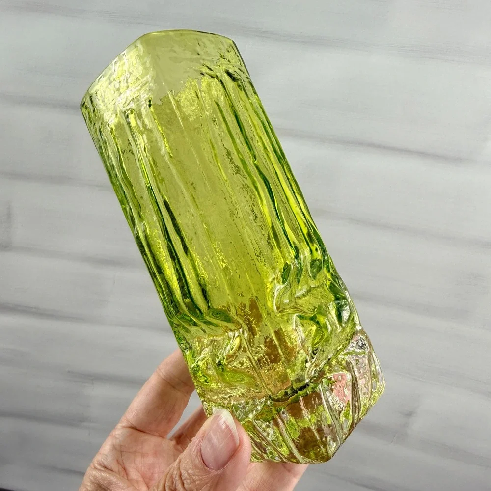 Scandinavian Style Green Art Glass Bark Texture Vase 7